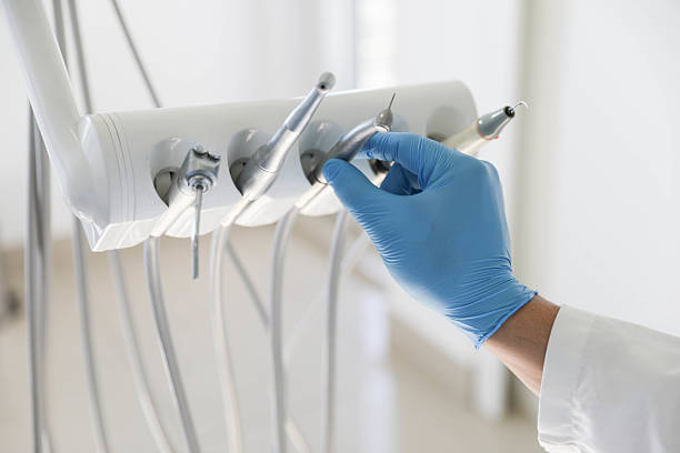 Professional Emergency Dentist technician working in Alhambra, CA